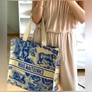 NEW Dior Dioriviera Straw Tote Bag Blue